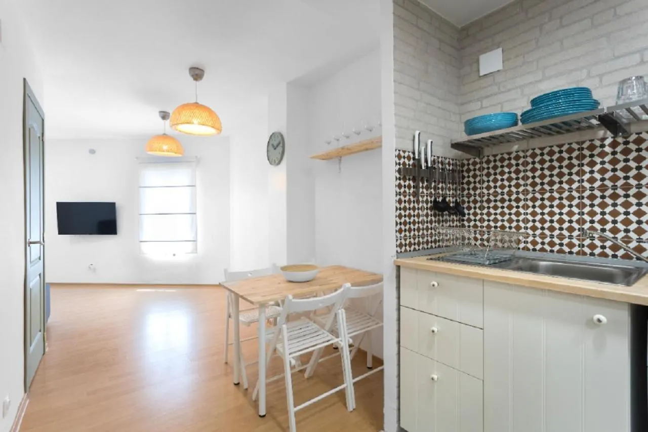 Apartment Flat Near The Beach And Center Of Tossa De Mar 