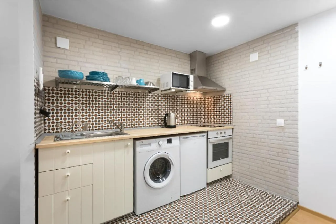 Apartment Flat Near The Beach And Center Of Tossa De Mar 